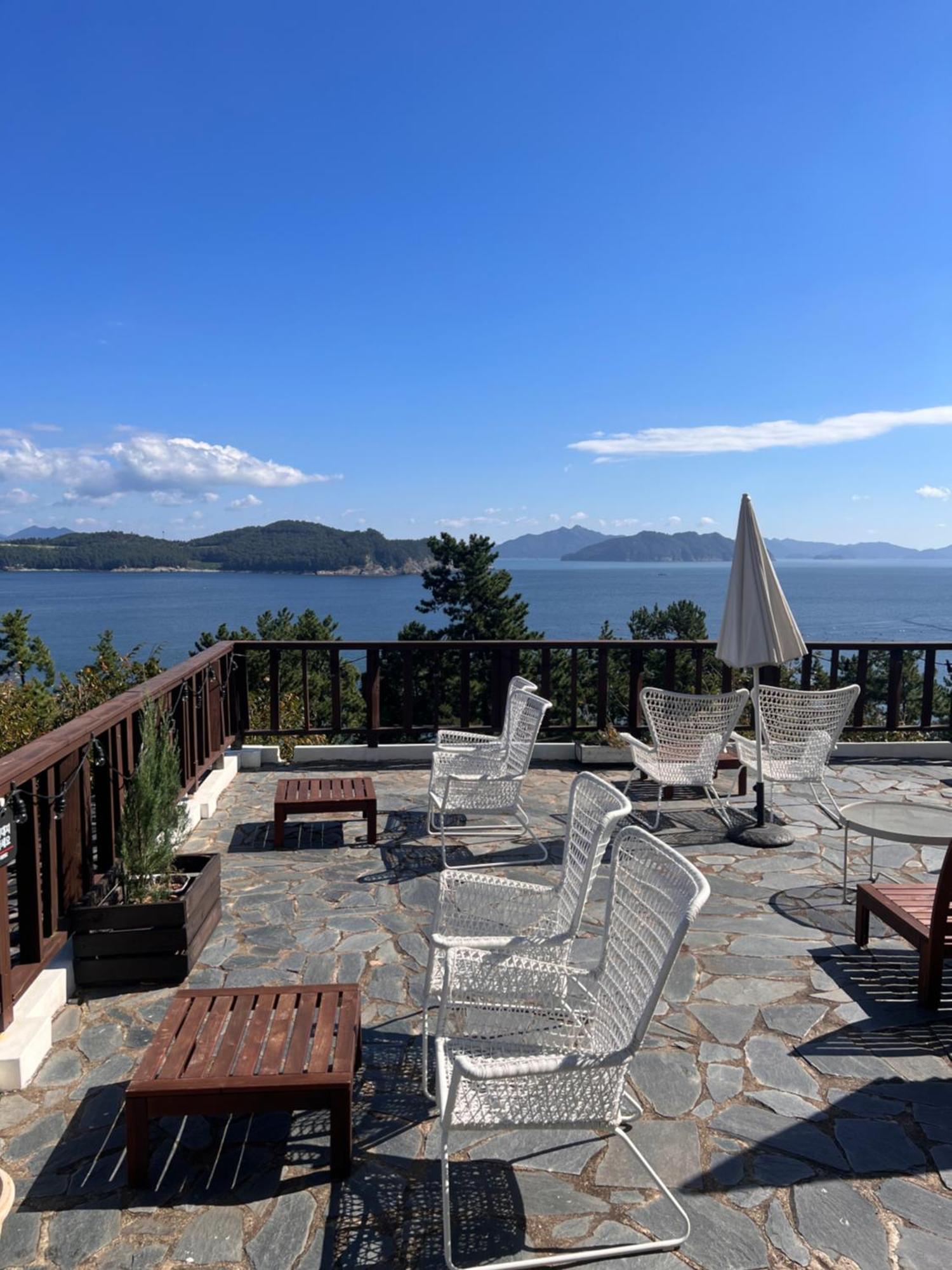 Country House Exclamation Mark & Comma Namhae Esterno foto
