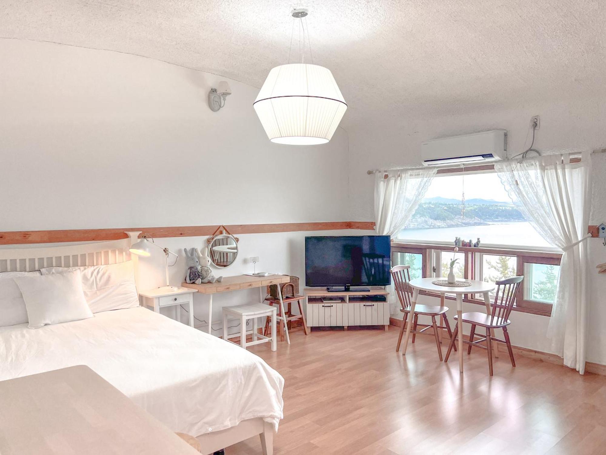Country House Exclamation Mark & Comma Namhae Esterno foto