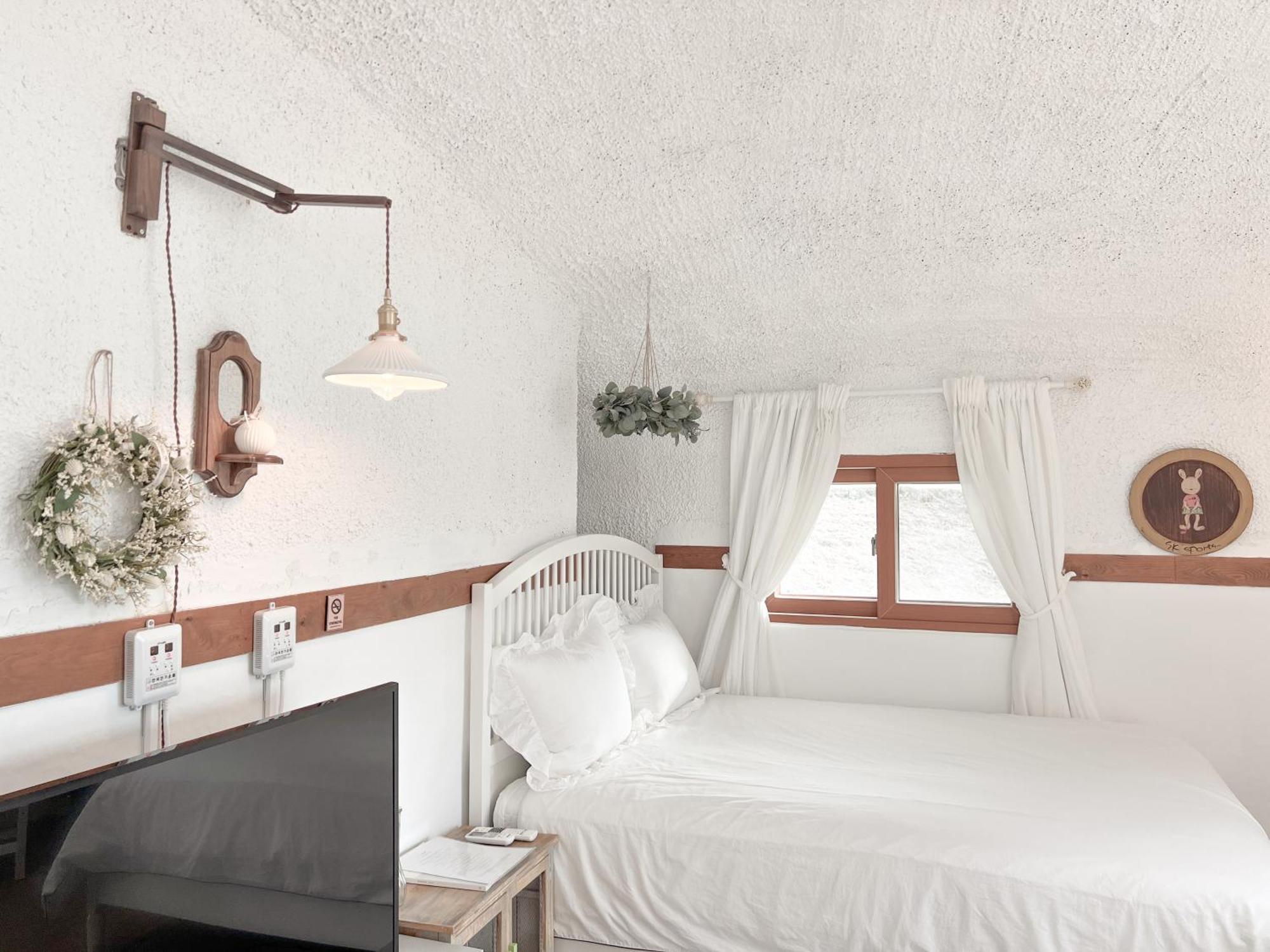 Country House Exclamation Mark & Comma Namhae Esterno foto