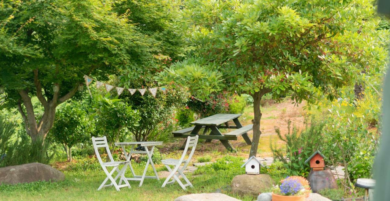 Country House Exclamation Mark & Comma Namhae Esterno foto
